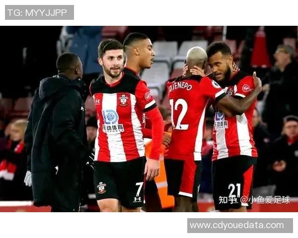 以足球明星实力与影响力为核心构建多层次分级关系示意图 以足球明星实力与影响力为核心构建多层次分级关系示意图